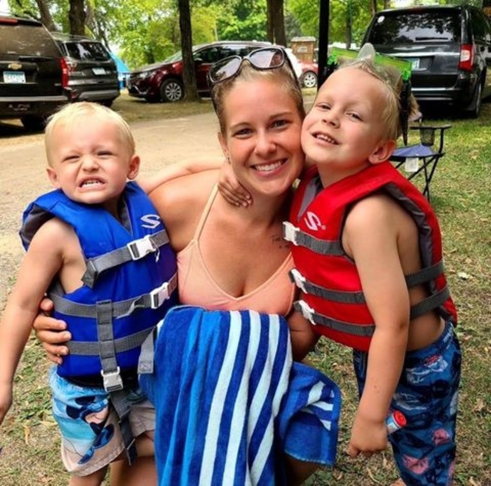 Meet your Posher, Stephanie